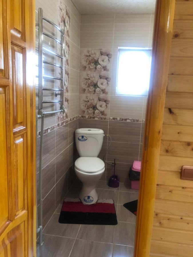 Sadyba Domashniy Zatyshok Pilipets Esterno foto